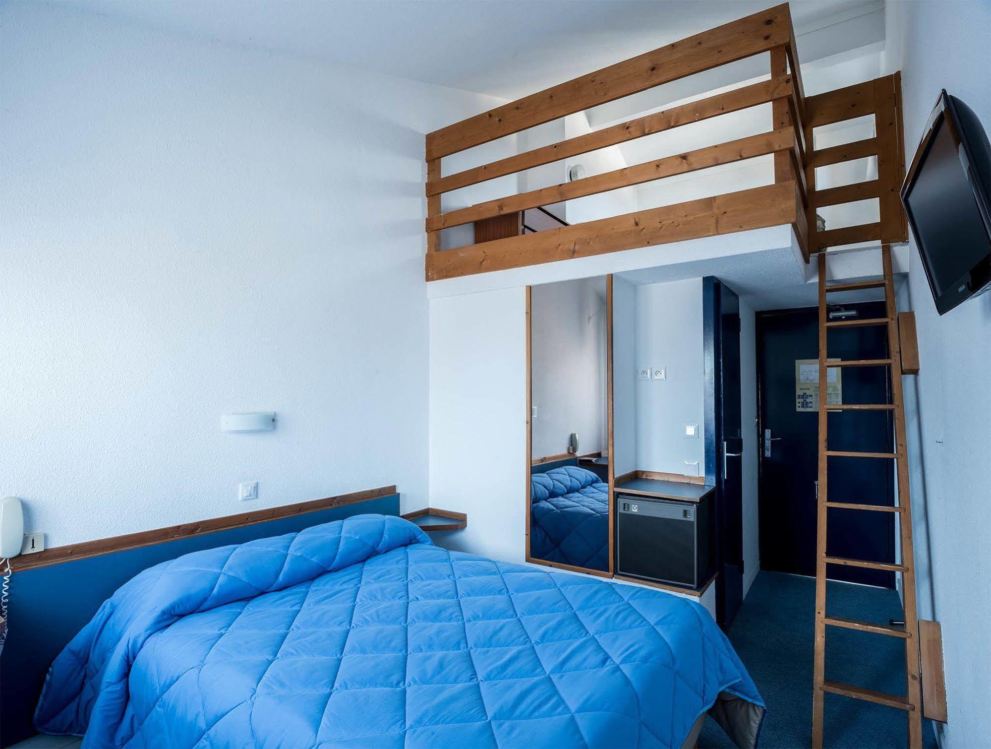 Hotel Lumiere Des Alpes Bron Bagian luar foto